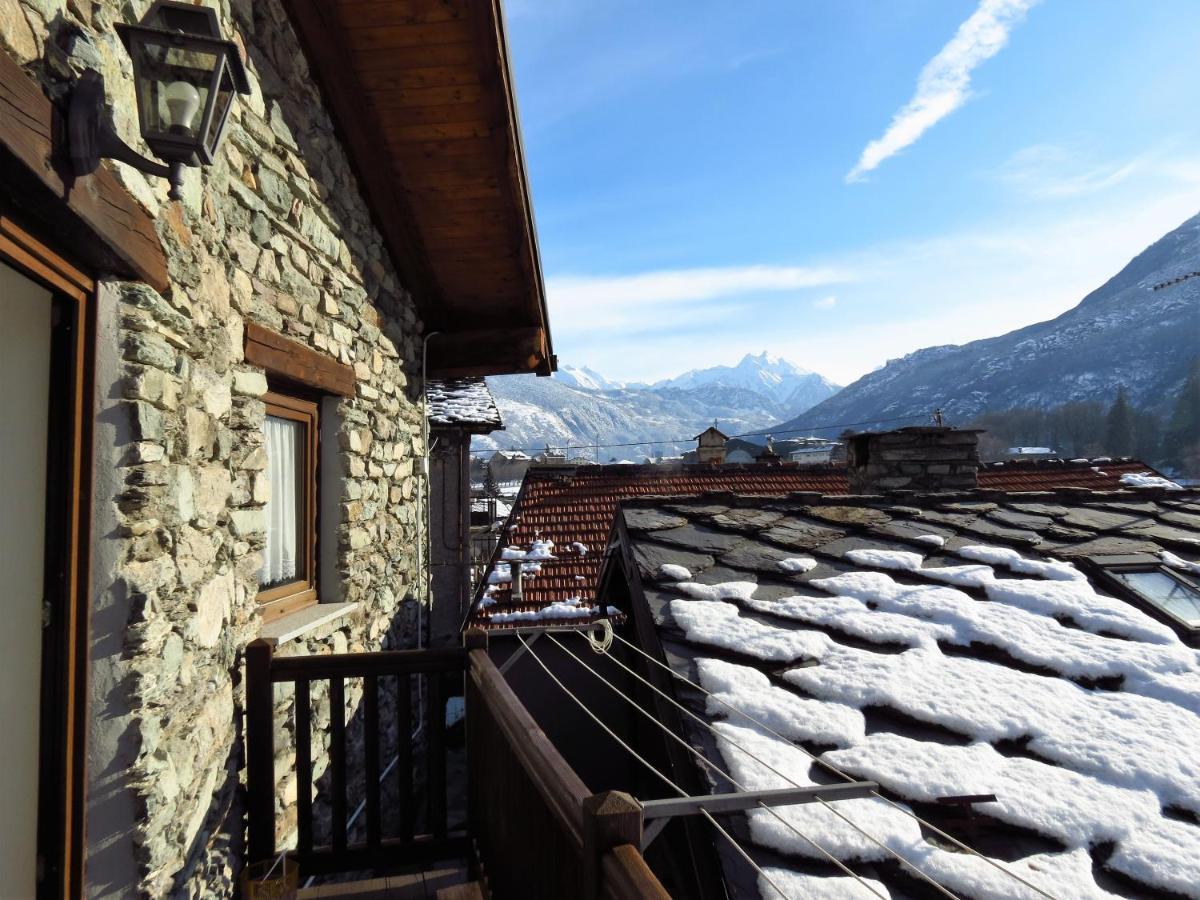 Lo Gnomo Sotto Al Glicine Daire Châtillon Dış mekan fotoğraf